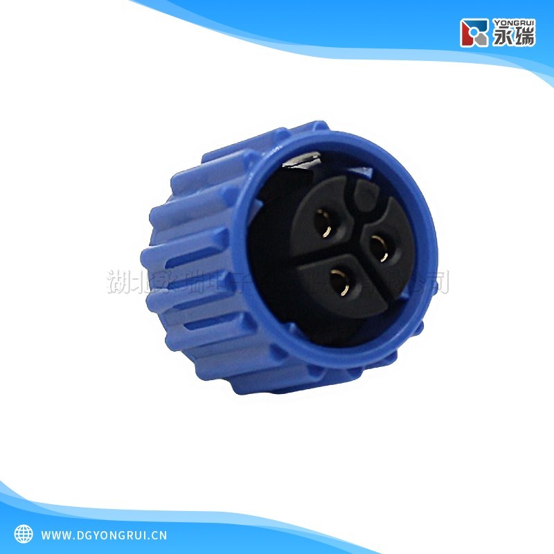 YR-M19防水连接器 3m²母头