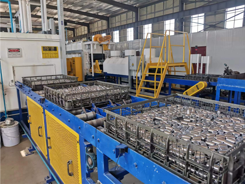 Heat treatment equipment