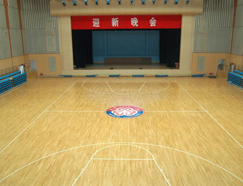 實(shí)木運(yùn)動(dòng)地板