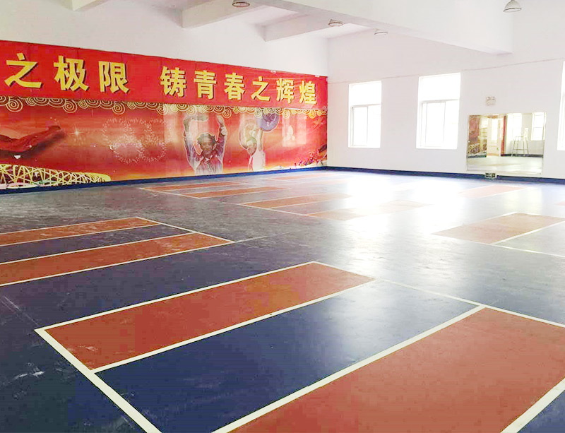 舉重場(chǎng)地