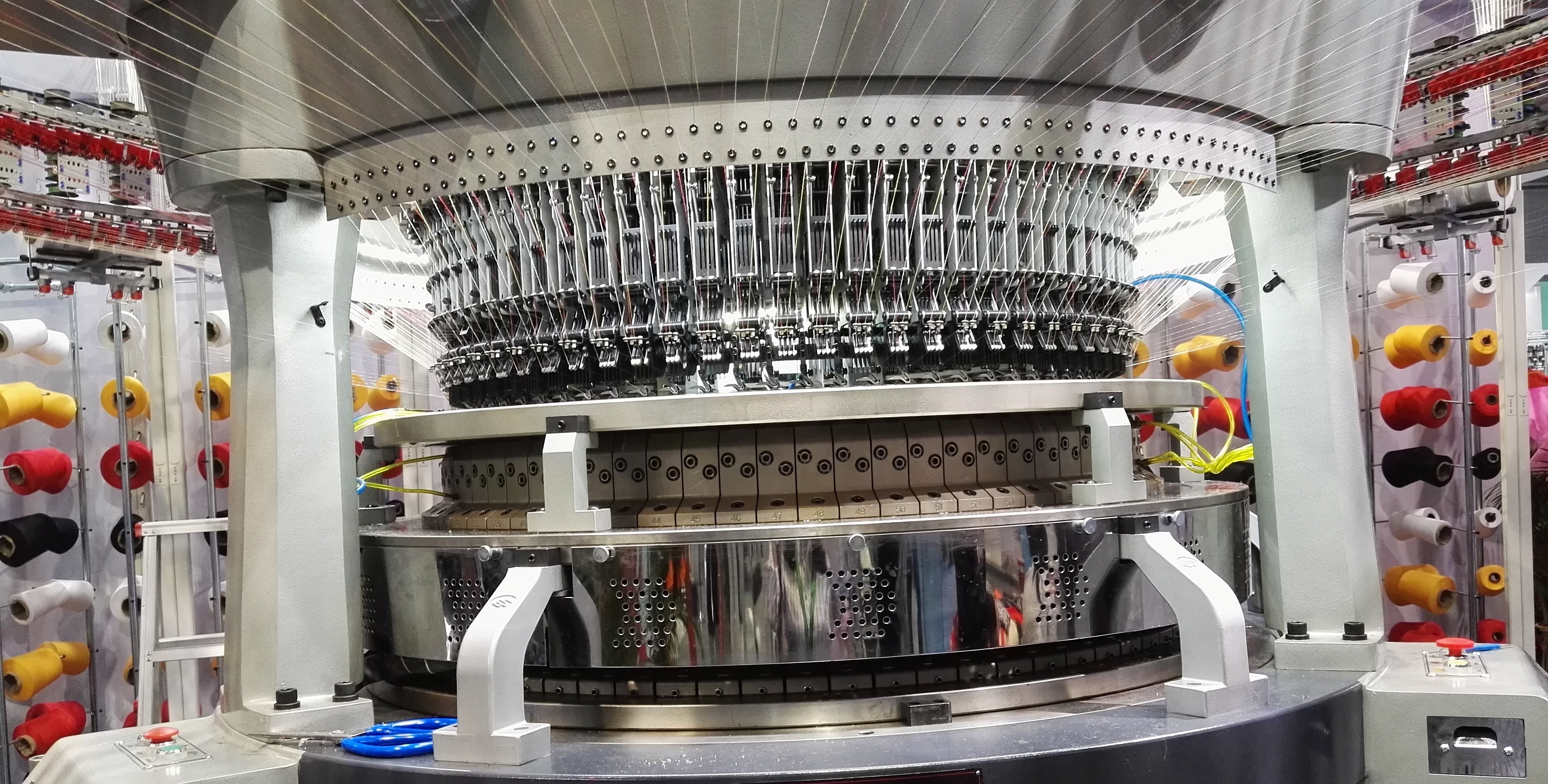 Single Jersey 4/6 Colors Full Computerized Auto Stripper Circular Knitting Machine