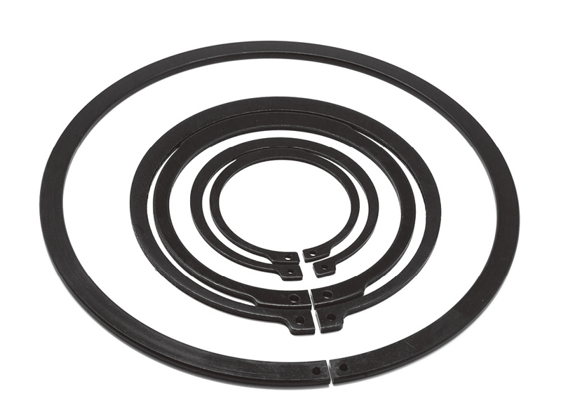 Retaining ring for shaft