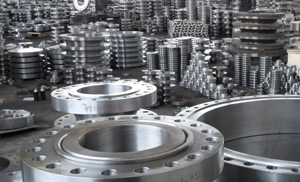 Characteristics of stainless steel flange forging equipment and applications