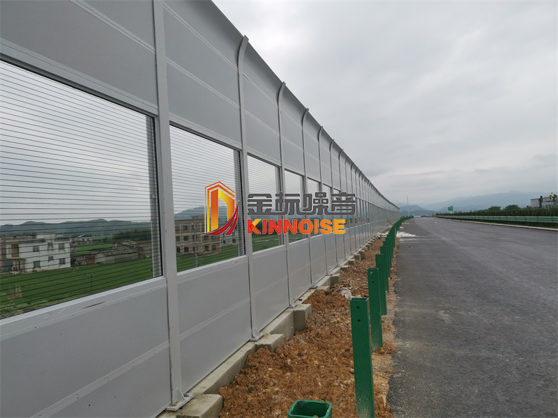 广西贵隆高速公路声屏障