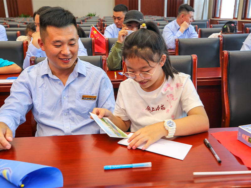 A Beautiful Meeting with Industry | Xinhai Holding Group Organized "Parent-Child Garden" Activities