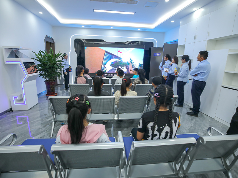 A Beautiful Meeting with Industry | Xinhai Holding Group Organized "Parent-Child Garden" Activities