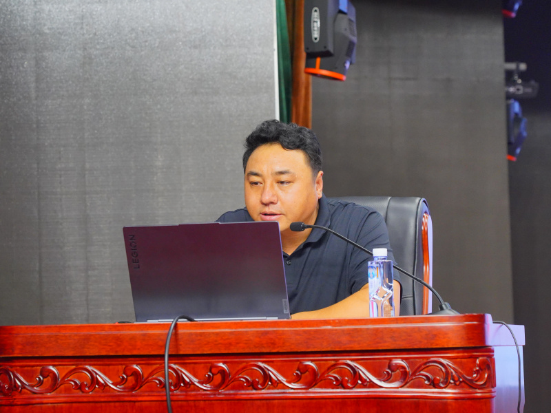 “铸牢中华民族共同体意识”宣讲教育走进鑫海