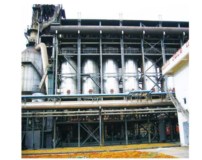 Pulse dust collector for blast furnace gas