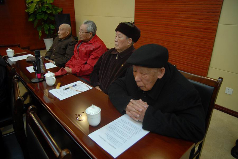 深入学习十八大精神 深化新四军历史研究--纪念新四军成立七十五周年理论研讨会在我新馆召开