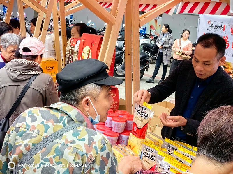 蜜蜂牌麦芽糖深受大众欢迎