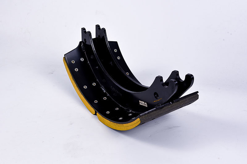 What is the function of the brake shoe assembly