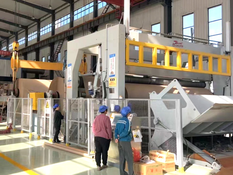 Rewinding machine