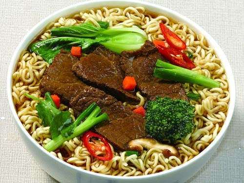 Several ways of eating instant noodles