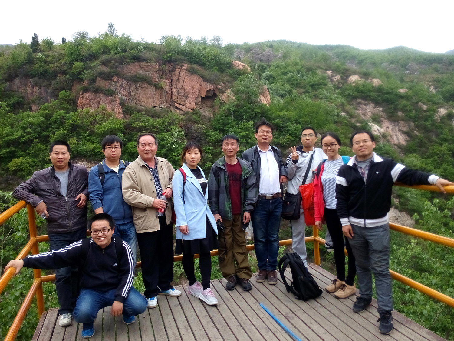 Gongyi Snowflake Cave Day Tour