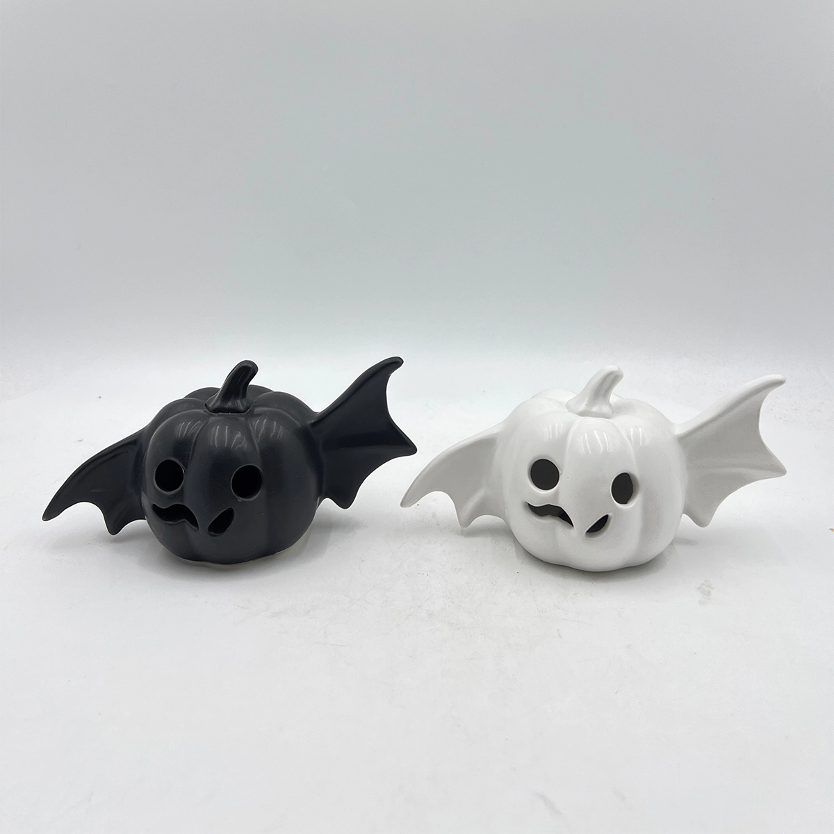 HY231272 Bat pumpkin lantern