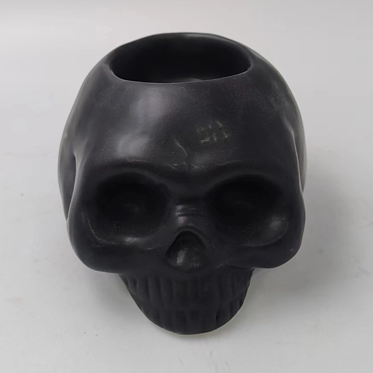HY241022 ghost candle holder - heavy quality