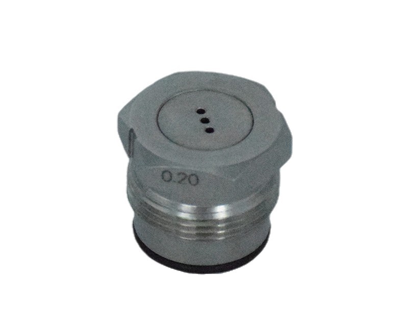 Dry net cleaning three-hole nozzle