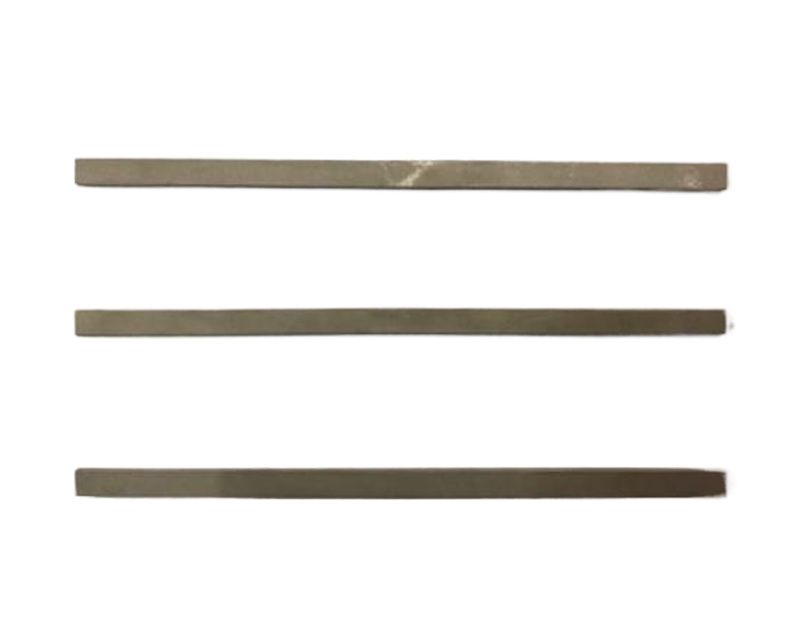 Screen plate wear strip
