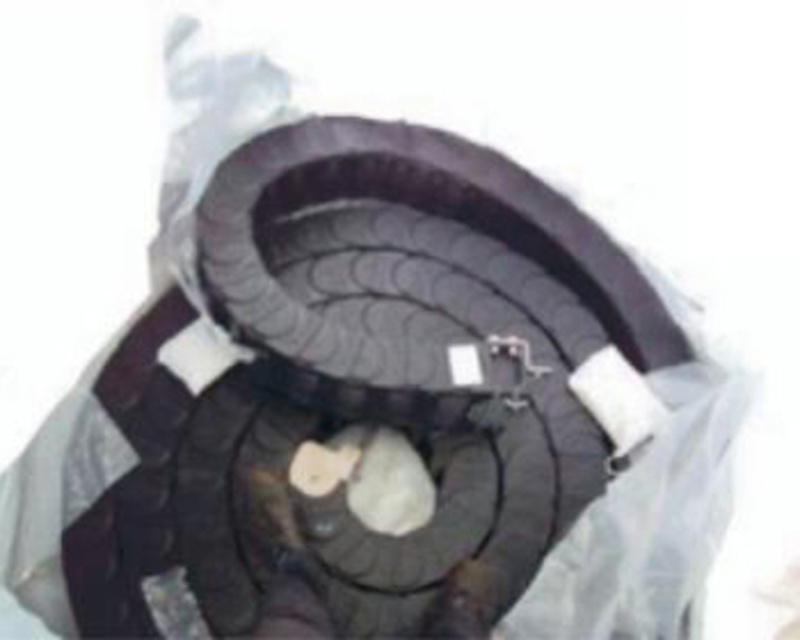 Dry net cleaning drag chain