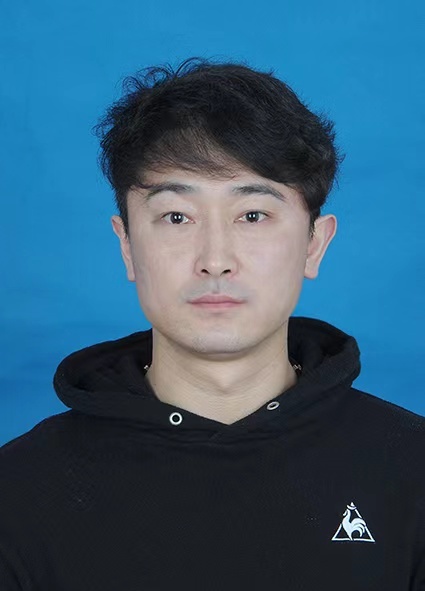 李伟伟
