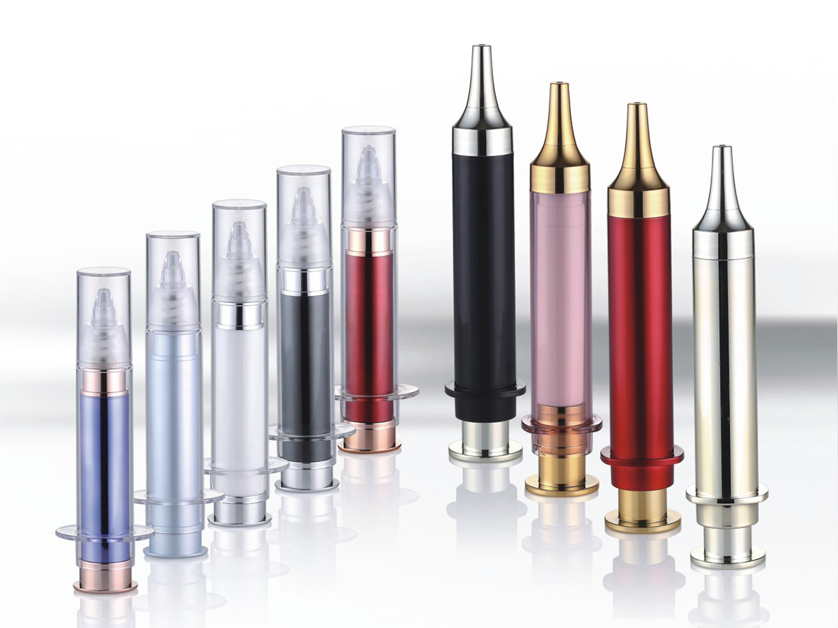 Cosmetics OEM packaging materials detailed glass hose plastic bottles have what characteristics