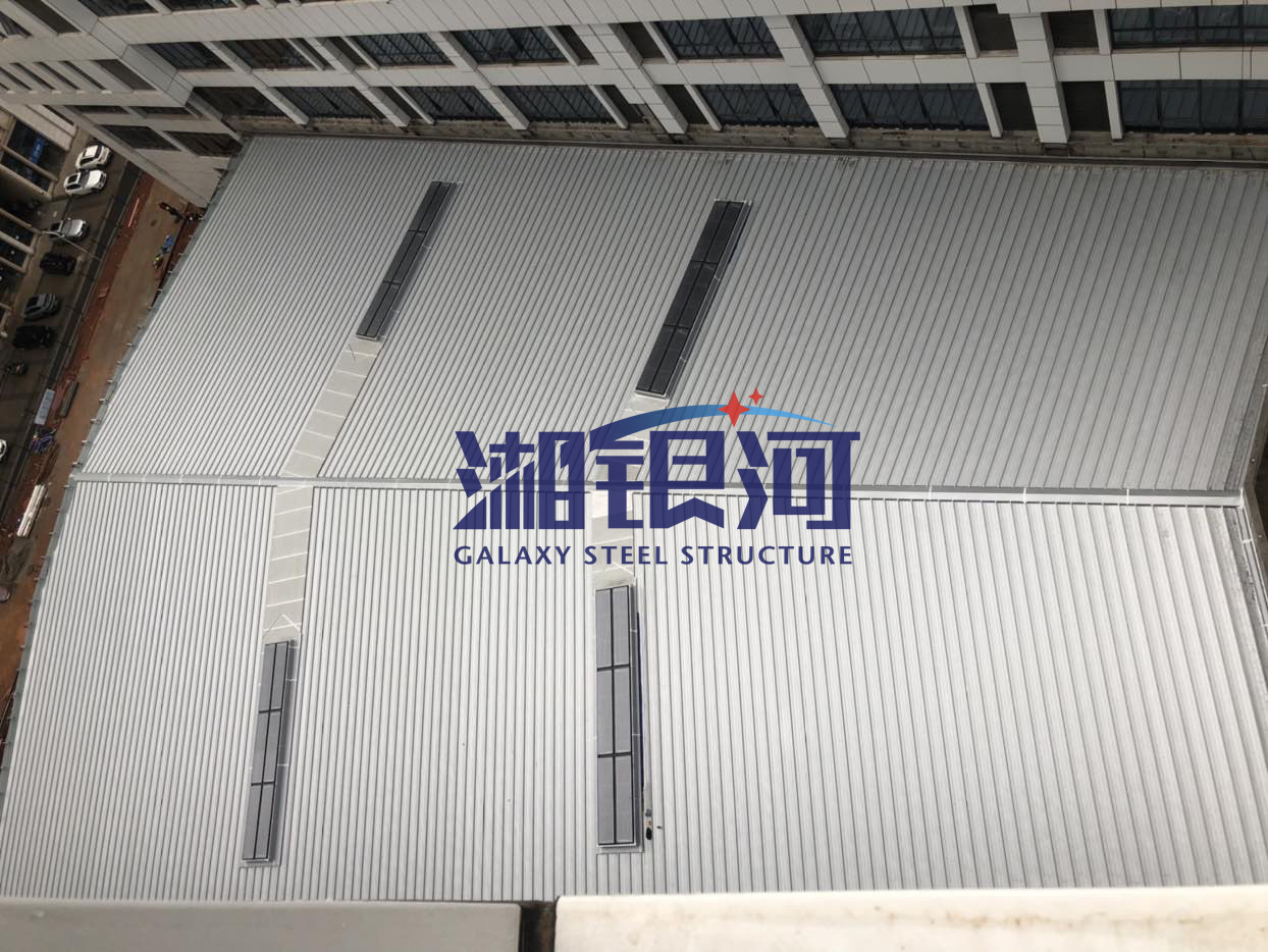 长沙青苹果数据城屋面网架工程