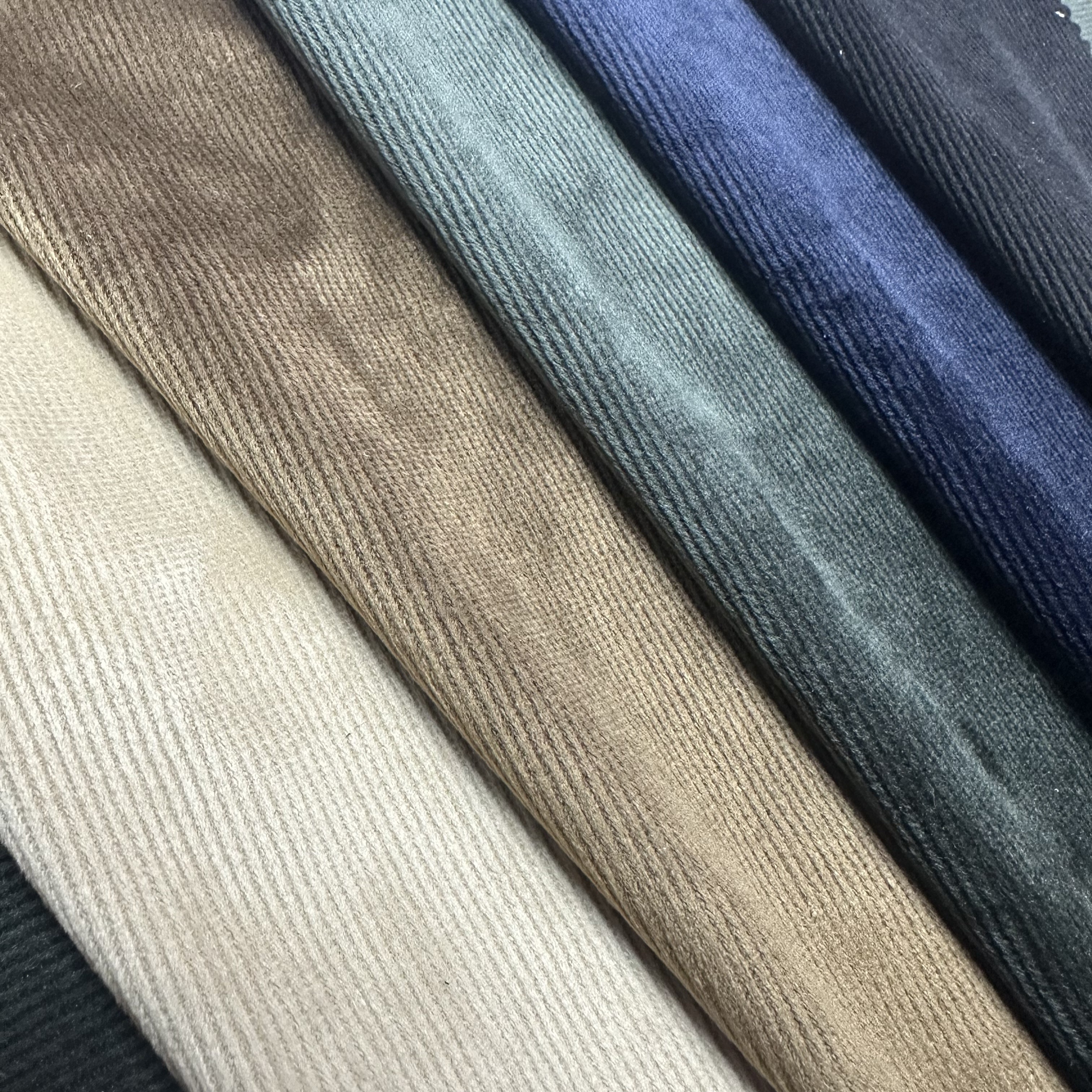 VELVET STRIPE