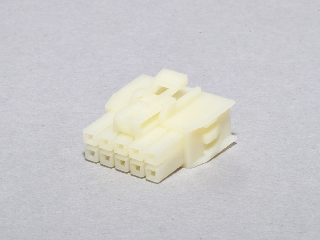 Crimp Housings