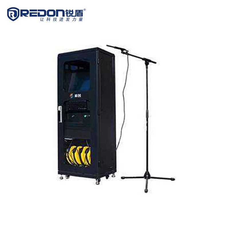 Vehicle microseismic personnel detection and inspection system