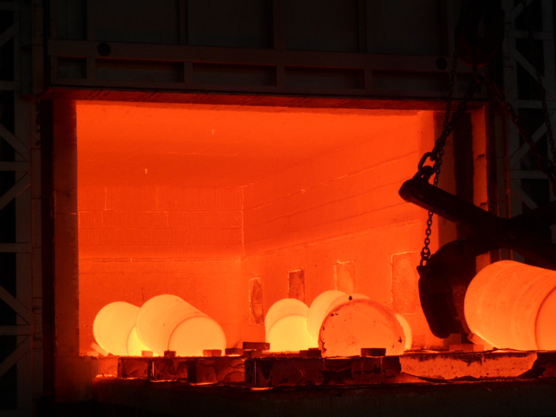 Forging Furnace with Silicon Carbide Heating Elements Forging Furnace with Silicon Carbide Heating Elements