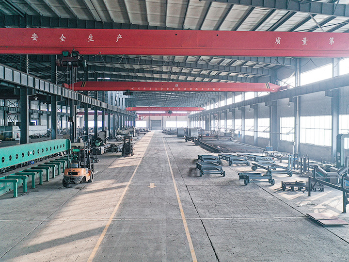 Preparation before use of screw conveyor and requirements for foundation