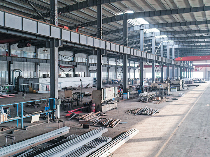 Conveying capacity and conveying range of scraper conveyor