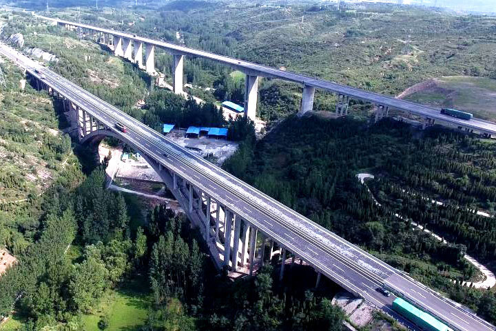 連霍高速河南孟村段特大橋