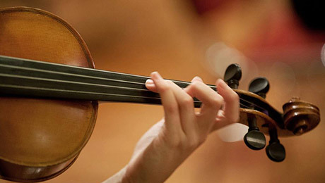 The 3rd National Violin Concerto Competition recently concluded at the Municipal People's Hall.