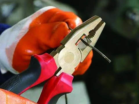 Precautions For Using Pliers