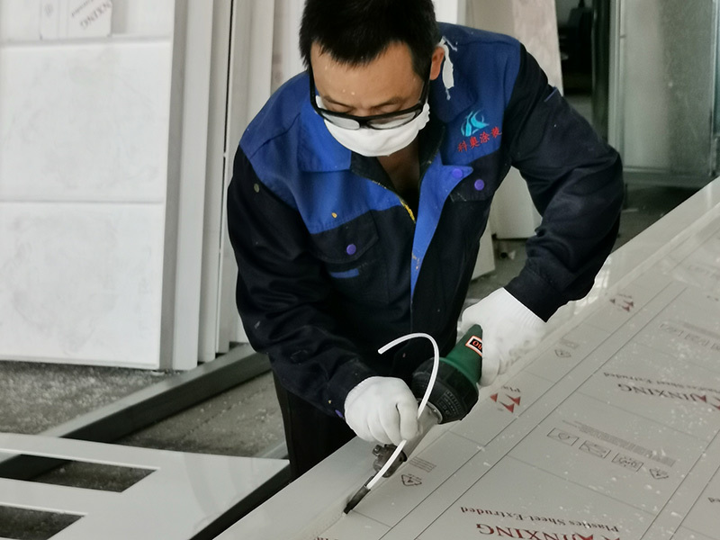 Produksi Ruang Bedak PP Produksi Ruang Bedak PP