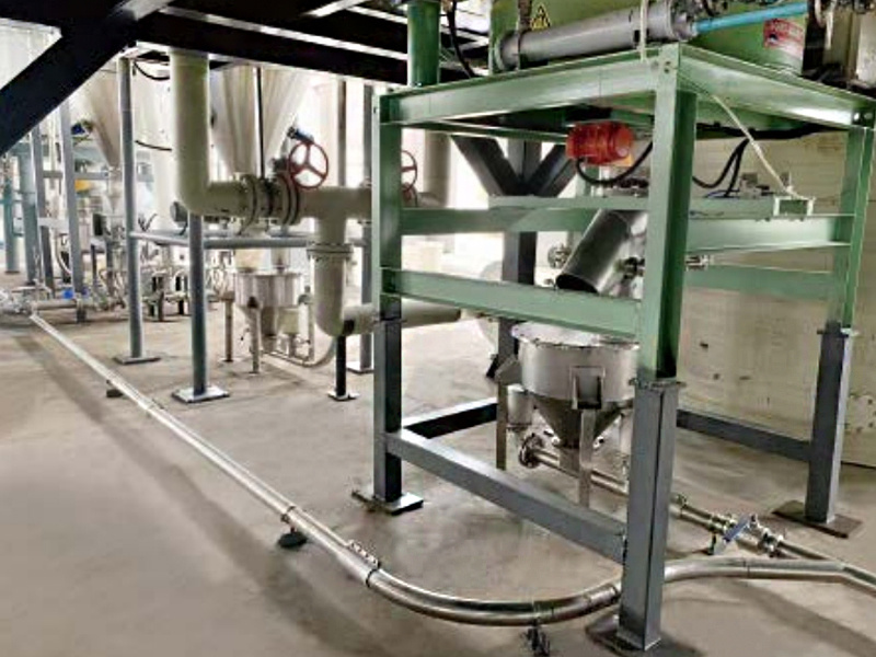 Negative pressure dilute phase pneumatic conveying system
