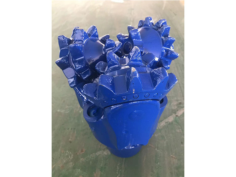 Steel tooth tricone bit pilot bit