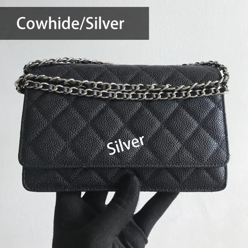 Why the Woc Fashion Simple Square Bag is a Must-Have Accessory for Every Fashion Enthusiast