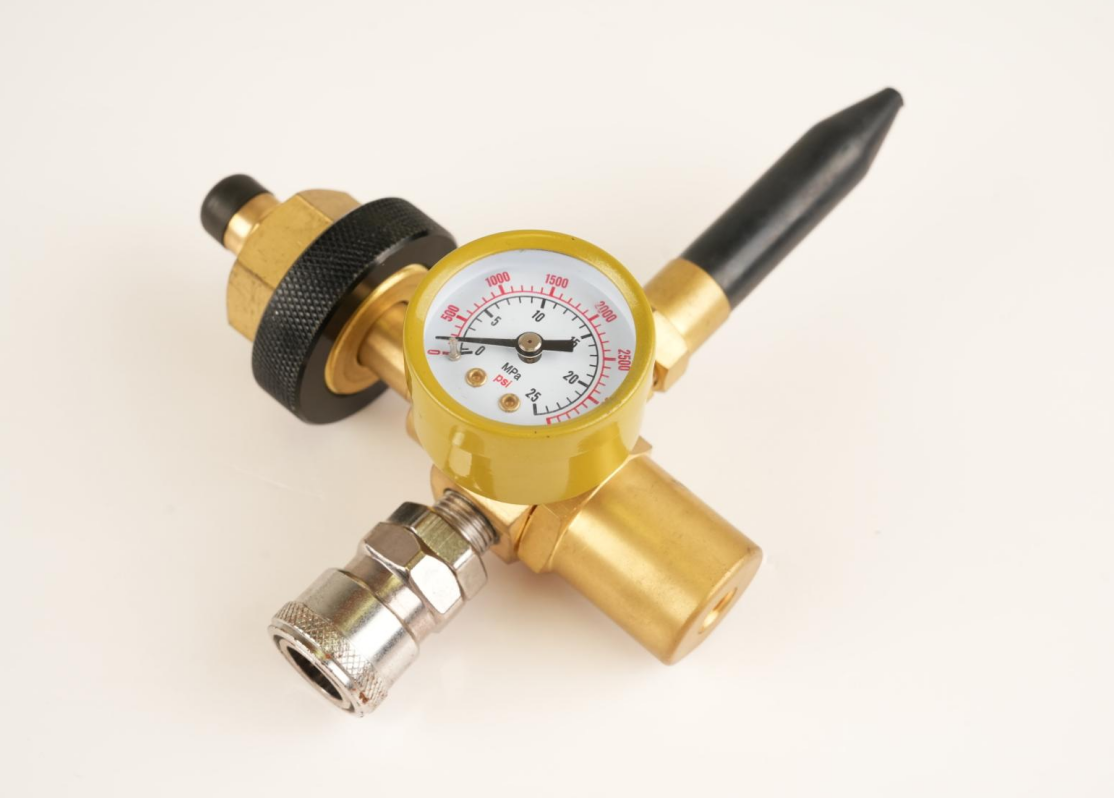 Helium Tank Regulator  CD-110A