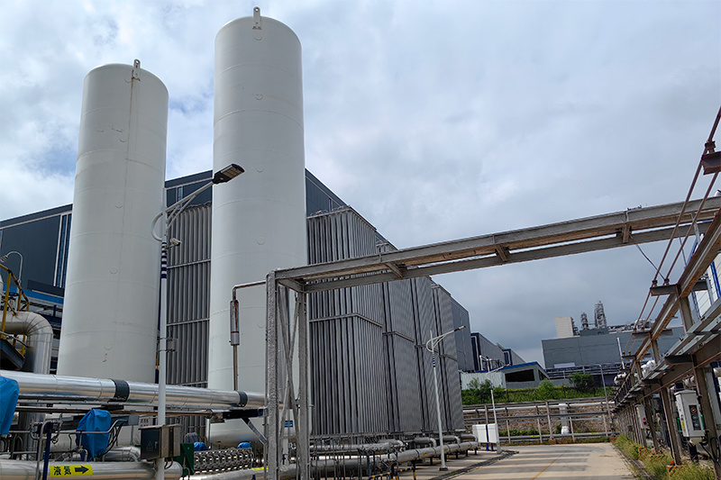 Air separation and liquefaction plant