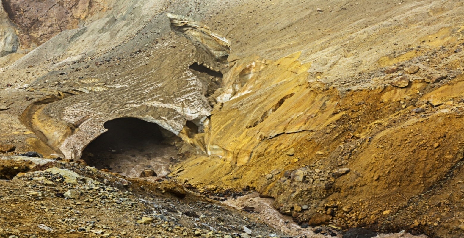 矿山