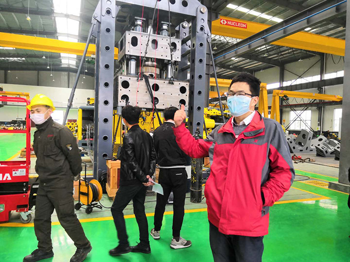 創(chuàng)遠高新CY-120VD天井鉆機于2020年2月27日順利發(fā)往新疆
