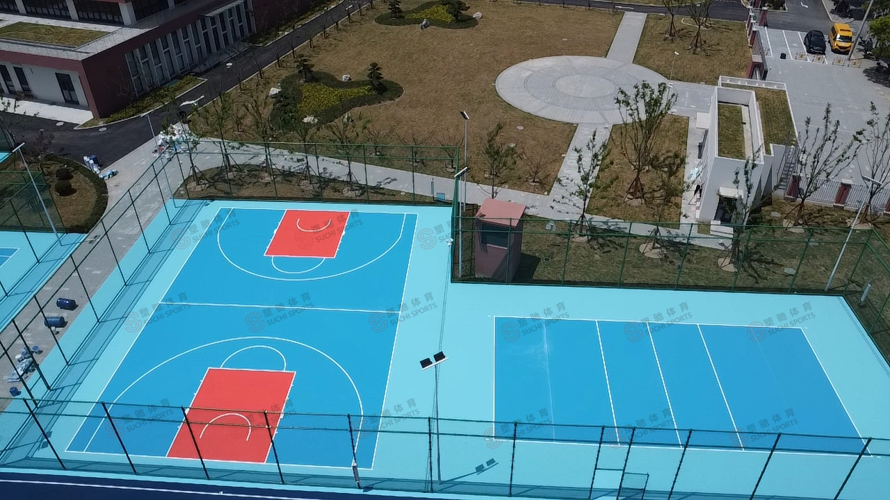 松江区佘山某小学硅PU球场