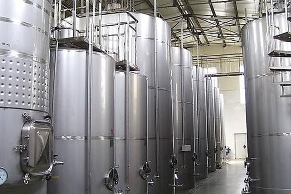 Structural properties of stainless steel reactor
