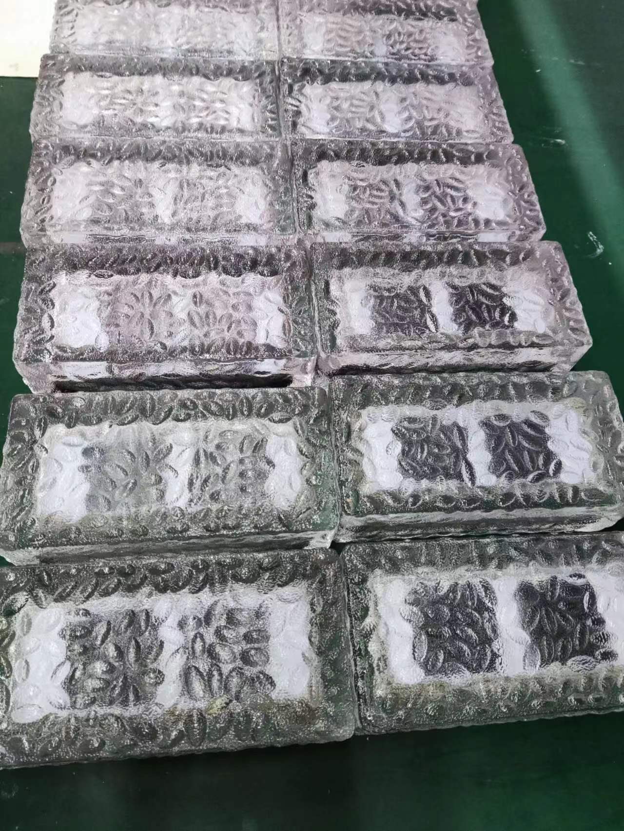 长方形太阳能冰砖灯玻璃地砖SRD-2010-1
