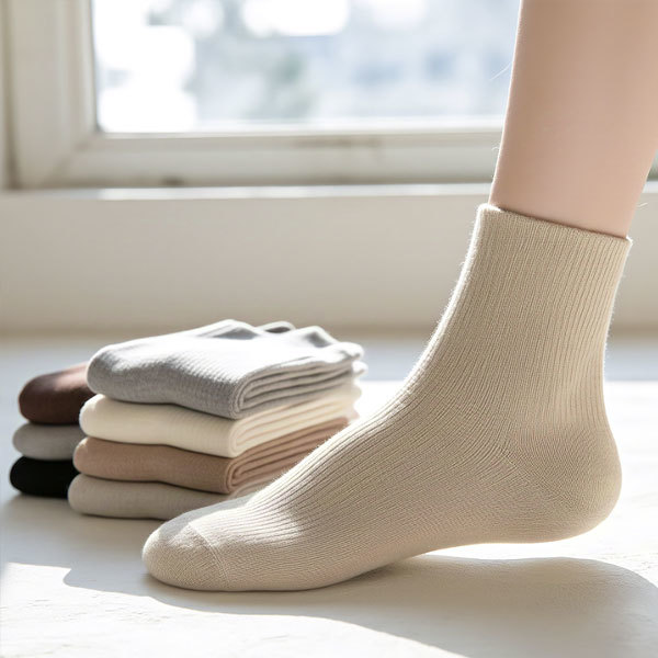 Women's socks