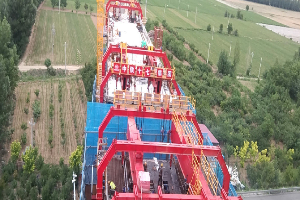 Xiongxin high-speed railway