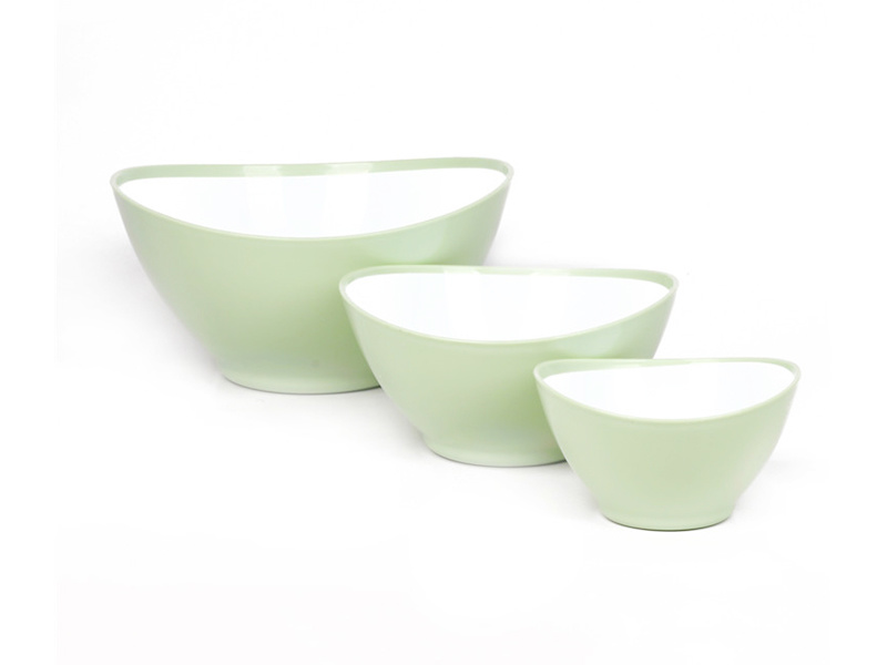Discover the Benefits of Square Plastic Salad Bowls for Your Kitchen