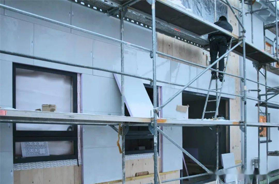 The problems to be noted of vacuum insulation panels in the building construction process